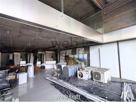 Retail showroom shop for Rent